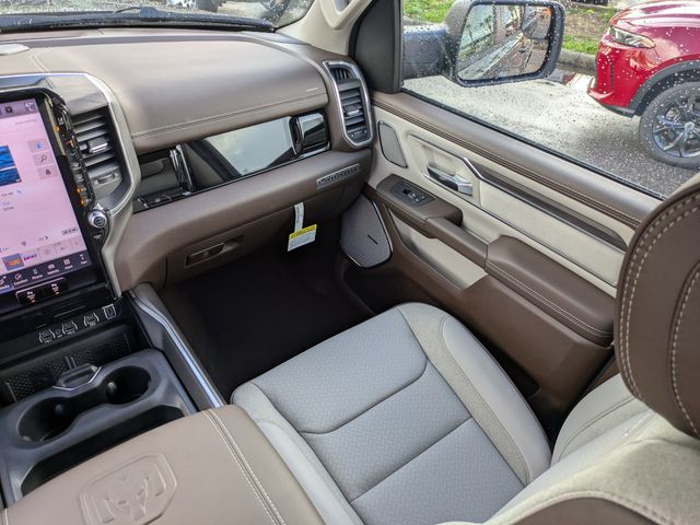 2026 RAM 1500 Laramie - Photo 17