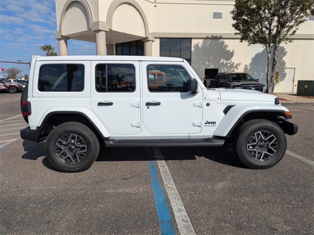 New 2026 Jeep Wrangler 4-DOOR SAHARA Sport Utility