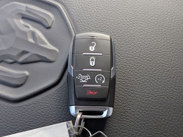 2025 RAM 2500 Laramie - Photo 32