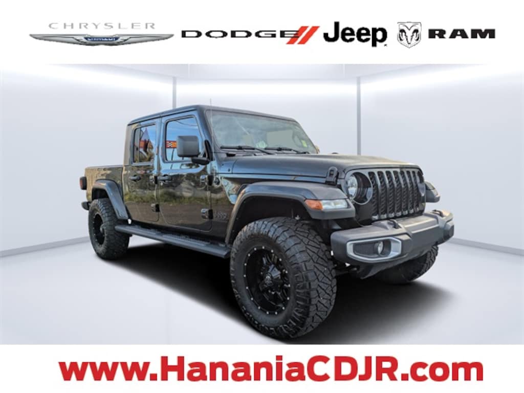 Used 2023 Jeep Gladiator Sport Truck Crew Cab