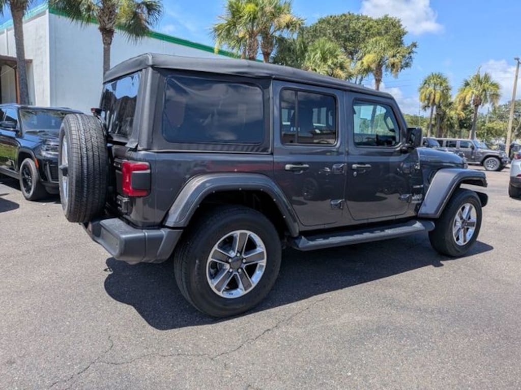 Used 2022 Jeep Wrangler Unlimited Sahara SUV