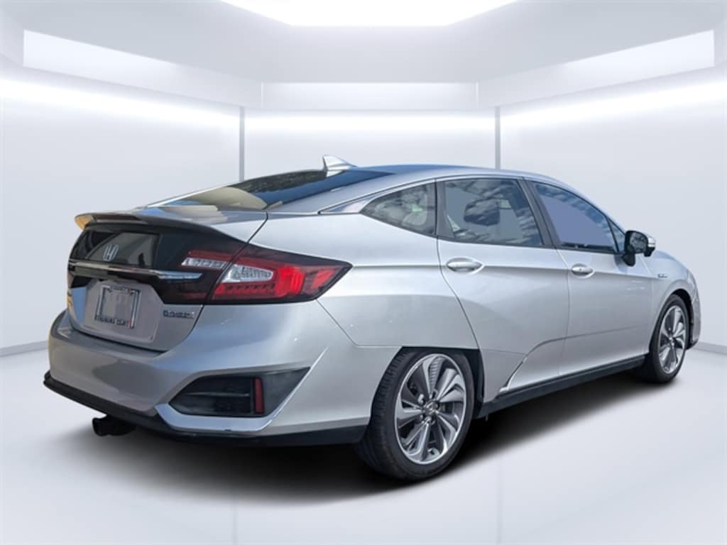 Used 2018 Honda Clarity Plug-In Hybrid Sedan