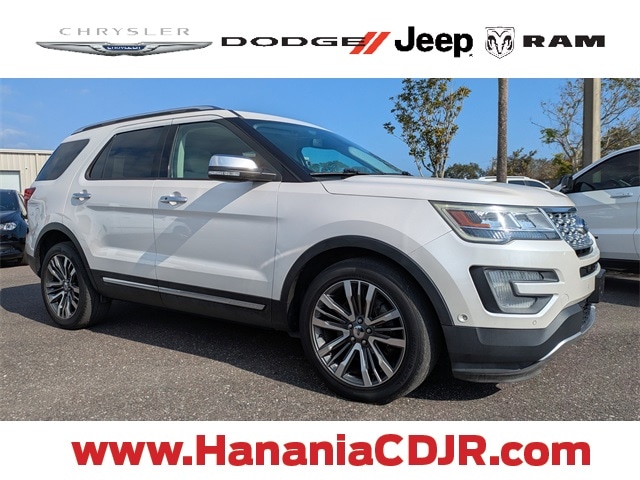 2017 Ford Explorer Platinum's photo