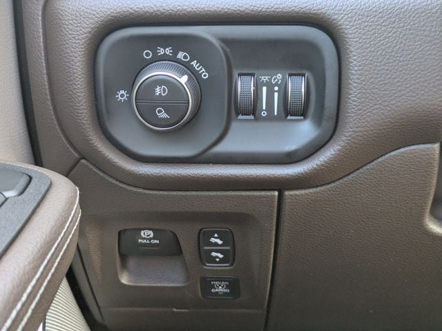 2026 RAM 1500 Laramie - Photo 25