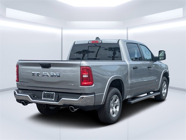 2025 Ram 1500 Big Horn photo 2