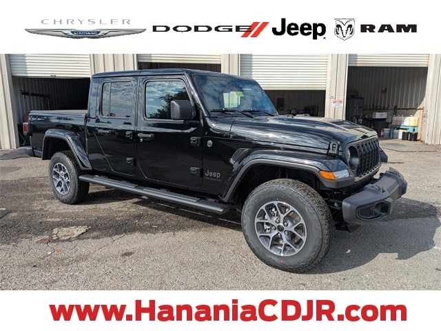 2026 Jeep Gladiator Sport S's photo