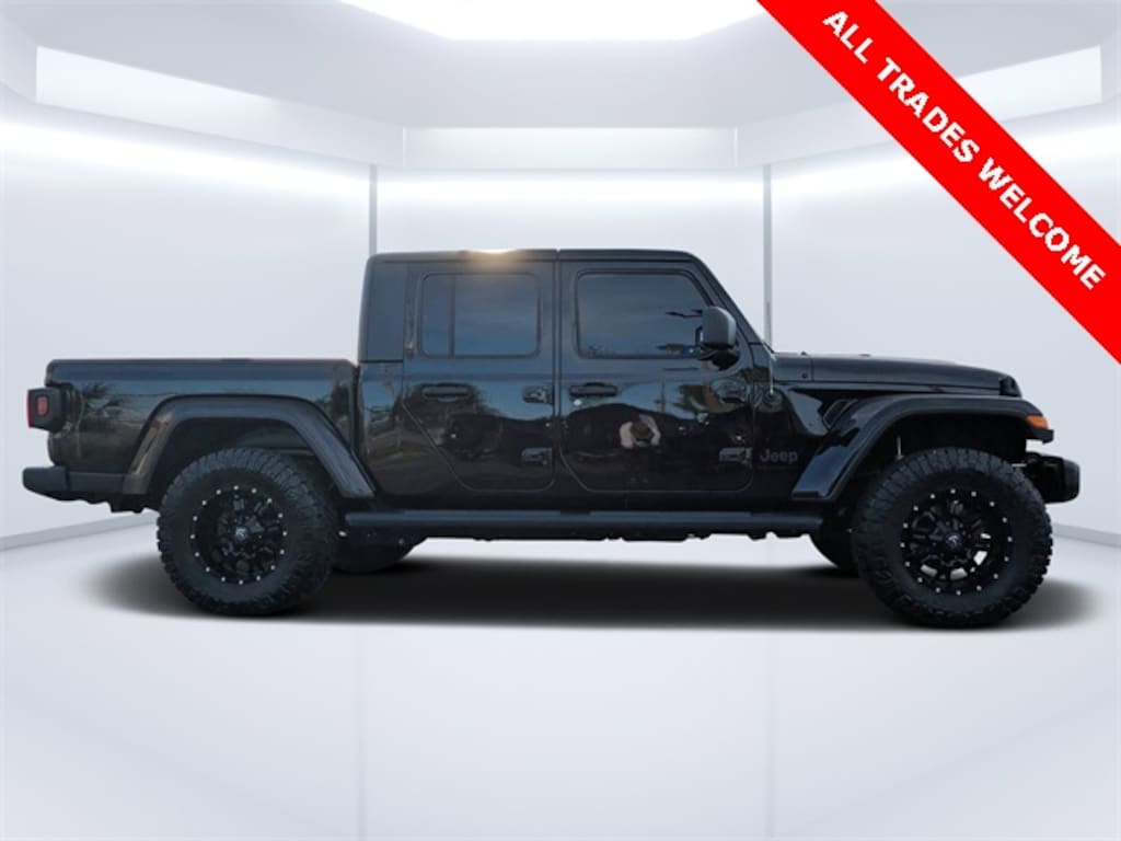Used 2023 Jeep Gladiator Sport Truck Crew Cab