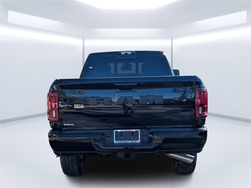 New 2026 Ram 2500 LARAMIE CREW CAB 4X4 6'4 BOX Pickup