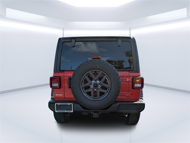 2025 Jeep Wrangler Sport S photo 4
