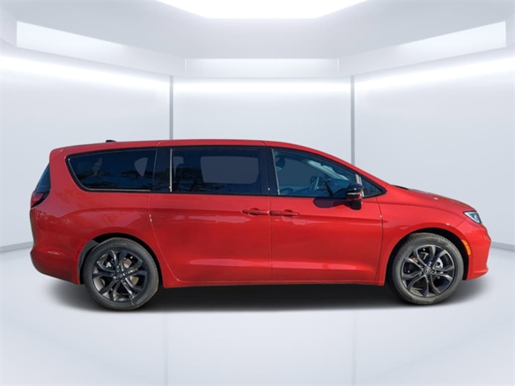 New 2026 Chrysler Pacifica SELECT Passenger Van