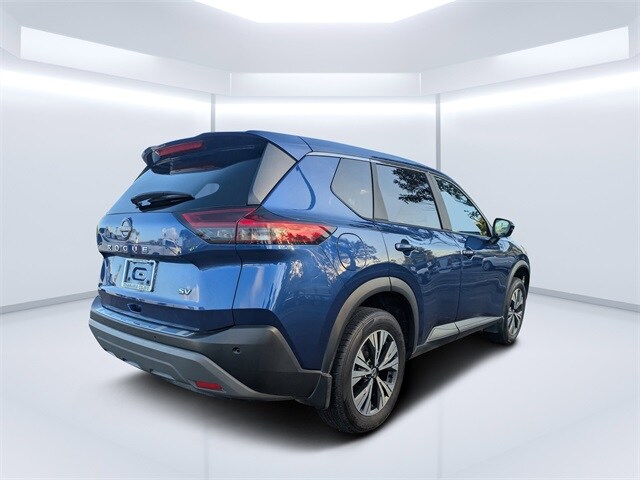 2023 Nissan Rogue SV photo 3