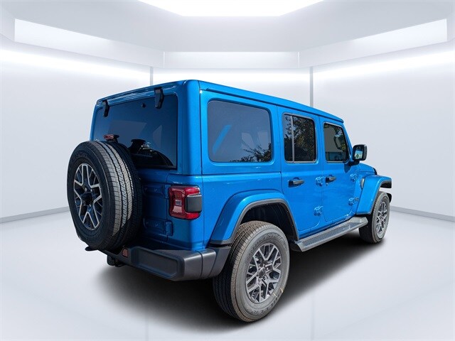 2026 Jeep Wrangler Sahara photo 2