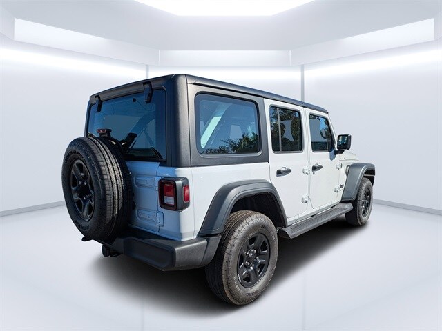 2026 Jeep Wrangler Sport photo 3
