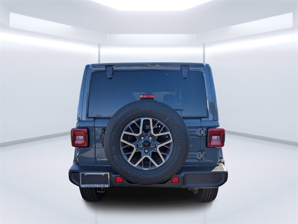 New 2026 Jeep Wrangler 4-DOOR SAHARA Sport Utility