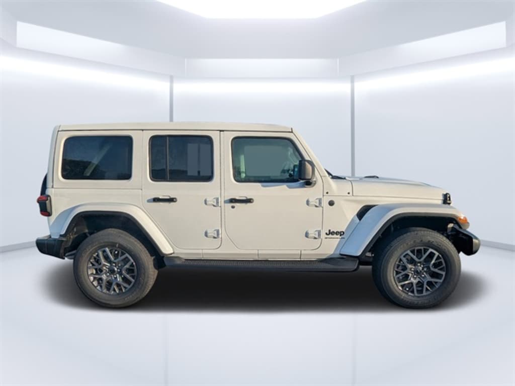 New 2026 Jeep Wrangler 4-DOOR SAHARA Sport Utility