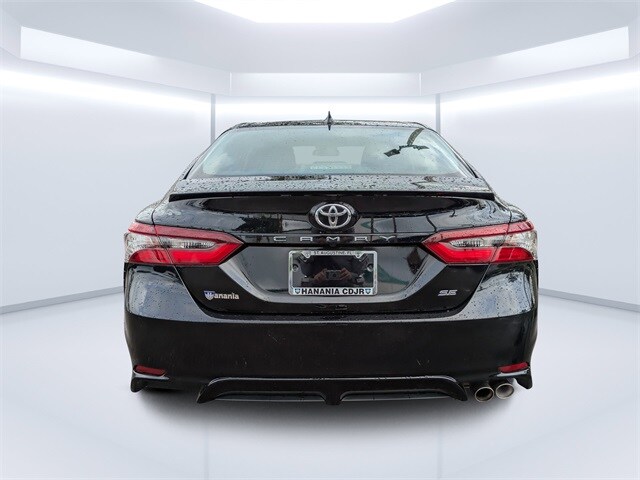 2024 Toyota Camry SE photo 4