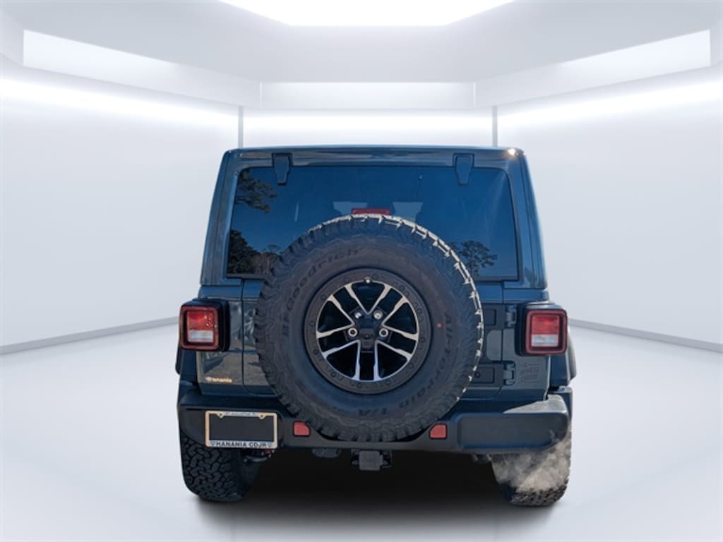 New 2026 Jeep Wrangler 4-DOOR WILLYS Sport Utility