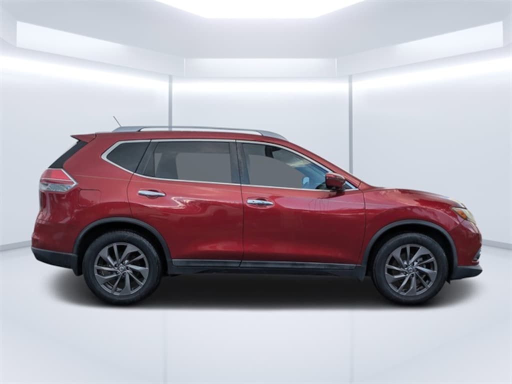 Used 2016 Nissan Rogue SL SUV