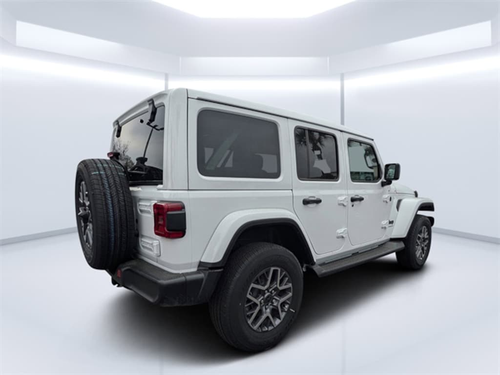 New 2026 Jeep Wrangler 4-DOOR SAHARA Sport Utility