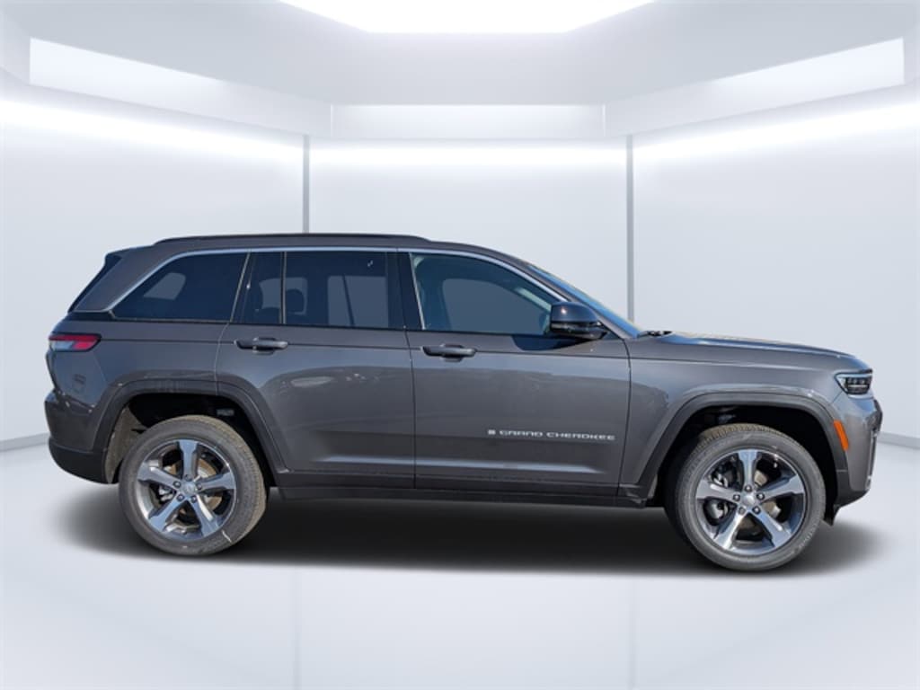 New 2026 Jeep Grand Cherokee LIMITED 4X4 Sport Utility