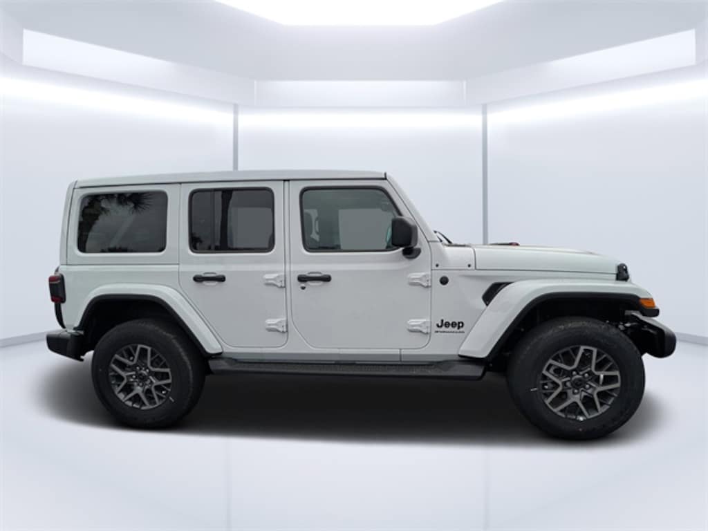 New 2026 Jeep Wrangler 4-DOOR SAHARA Sport Utility