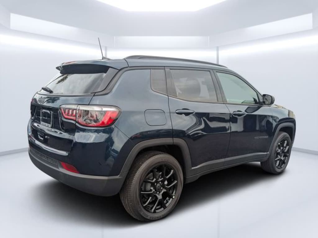 New 2026 Jeep Compass LATITUDE ALTITUDE 4X4 Sport Utility