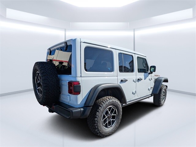 2026 Jeep Wrangler Rubicon photo 3