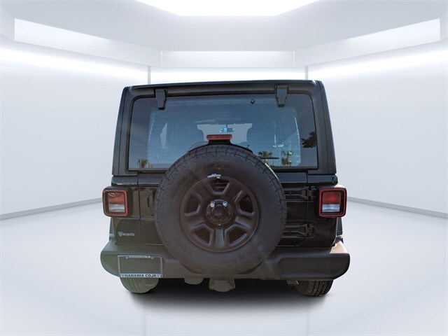 2026 Jeep Wrangler Sport photo 4