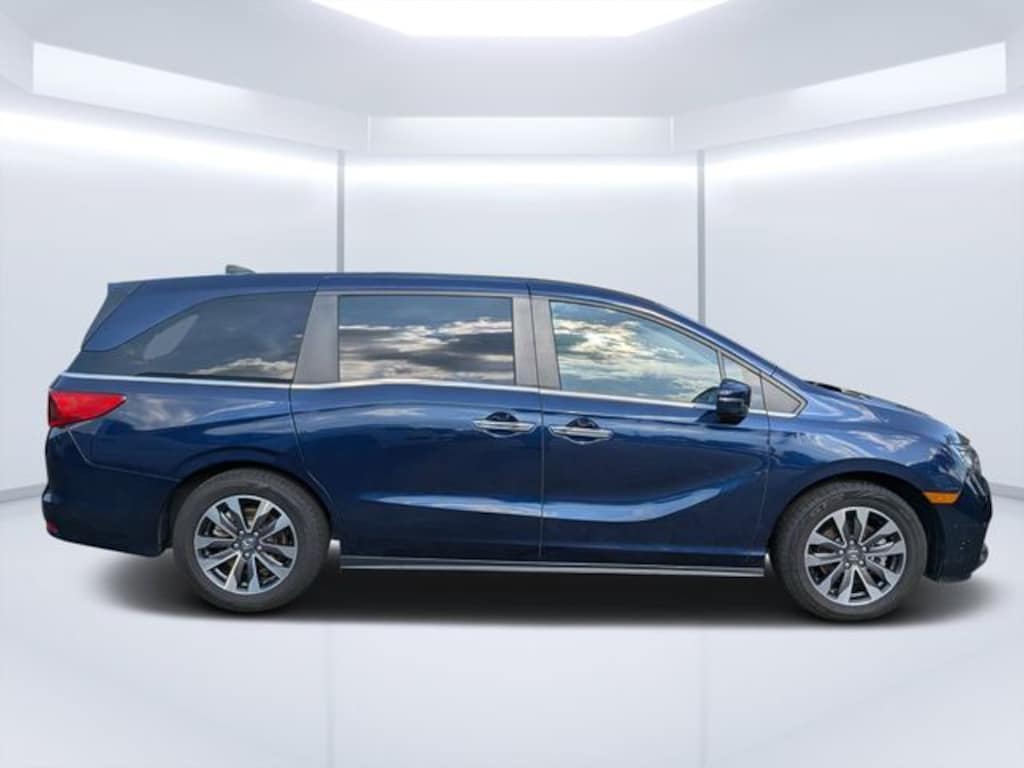 Used 2024 Honda Odyssey EX-L Van