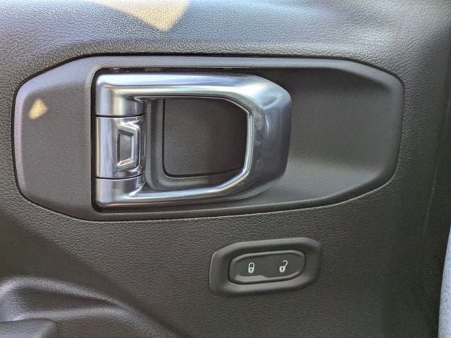2026 Jeep Wrangler 4-Door Sport - Photo 21