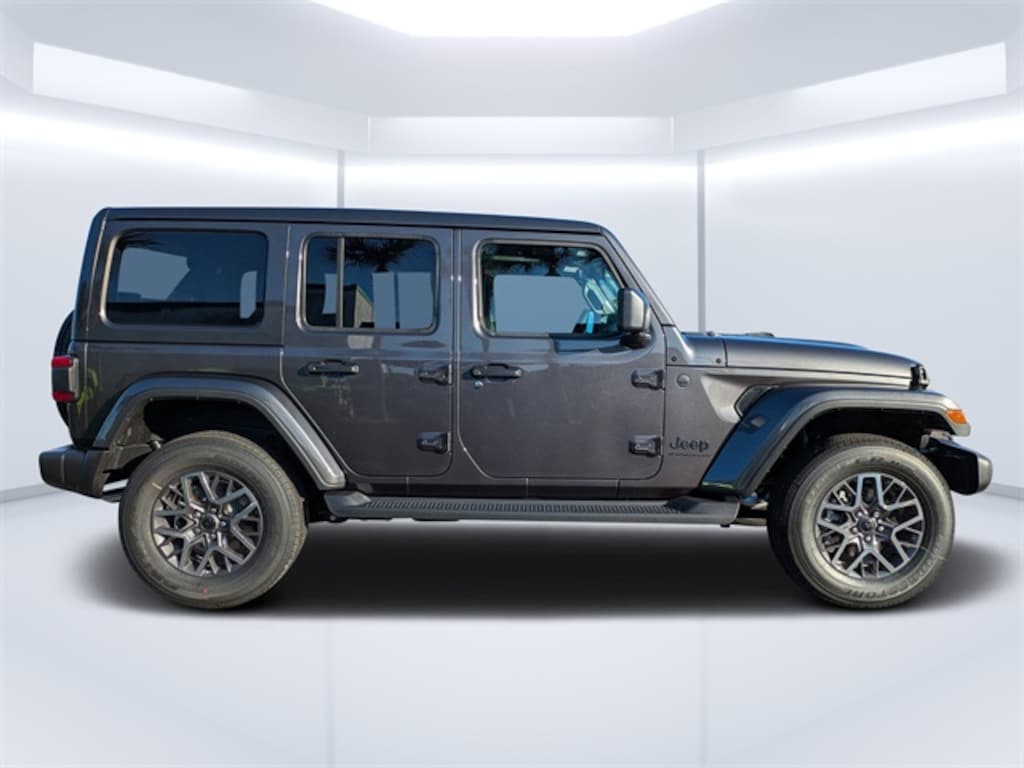 New 2026 Jeep Wrangler 4-DOOR SAHARA Sport Utility