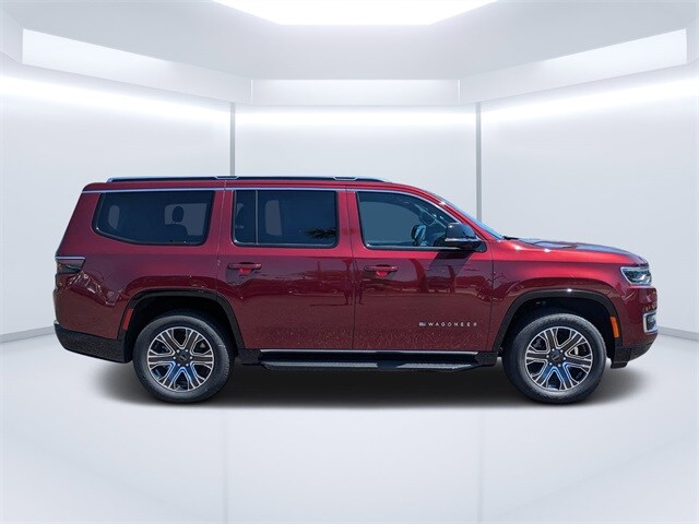 2025 Jeep Wagoneer Base photo 2