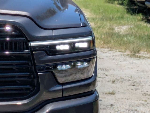 2025 RAM 2500 Laramie - Photo 10