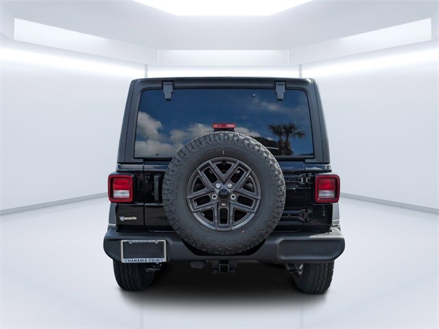 2025 Jeep Wrangler Sport S photo 4
