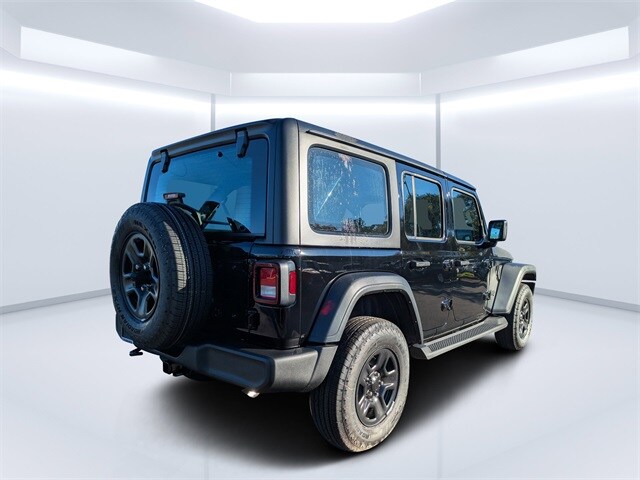 2026 Jeep Wrangler Sport photo 3