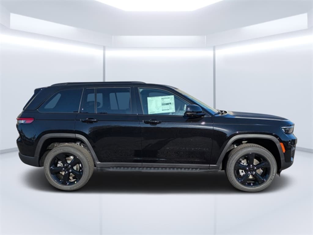 New 2025 Jeep Grand Cherokee ALTITUDE X 4X4 Sport Utility