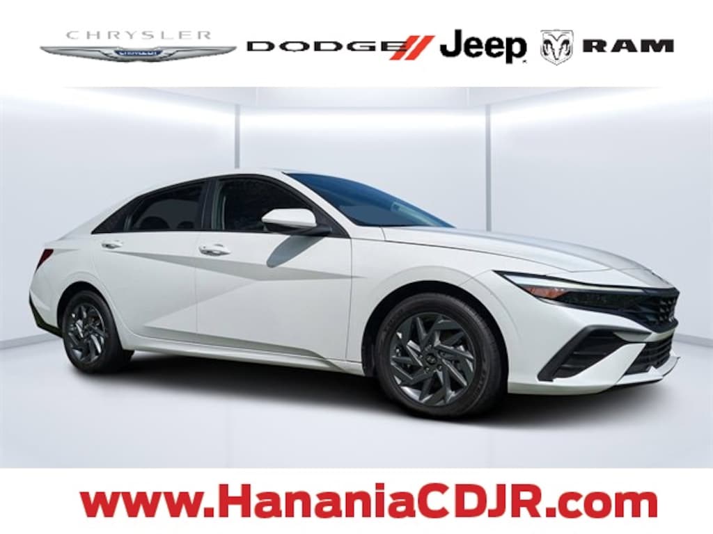 Used 2024 Hyundai Elantra SEL Sedan