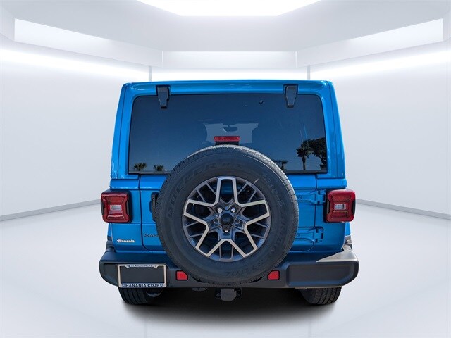 2026 Jeep Wrangler Sahara photo 3