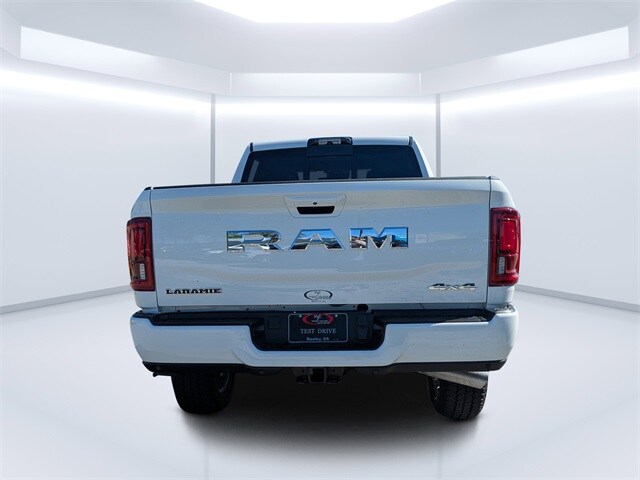 2025 Ram 2500 Laramie photo 4