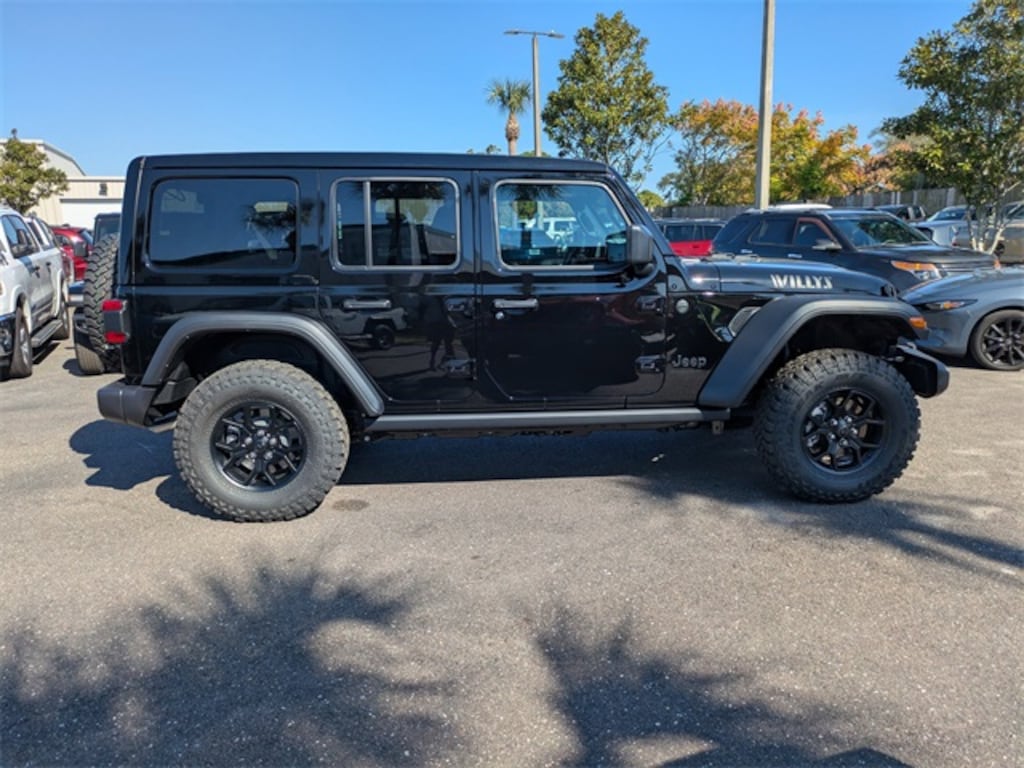 New 2026 Jeep Wrangler 4-DOOR WILLYS Sport Utility