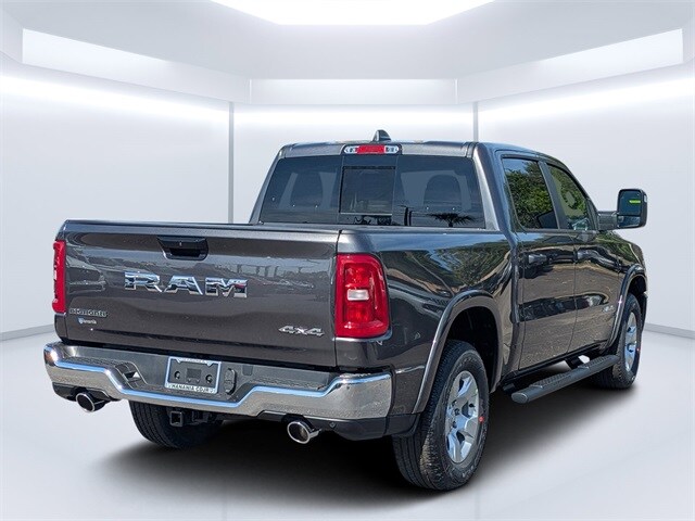 2025 Ram 1500 Big Horn photo 3