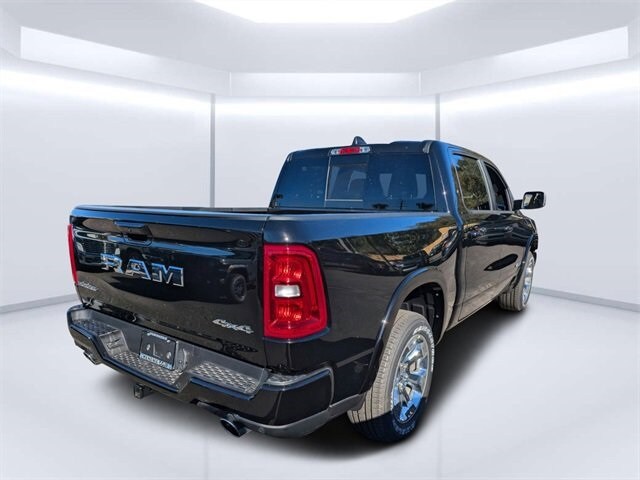 2025 Ram 1500 Big Horn Lone Star photo 3