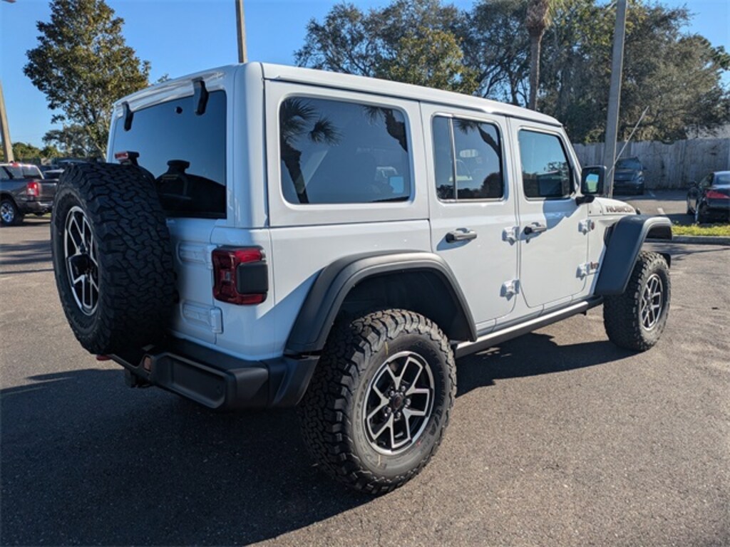 New 2026 Jeep Wrangler 4-DOOR RUBICON Sport Utility
