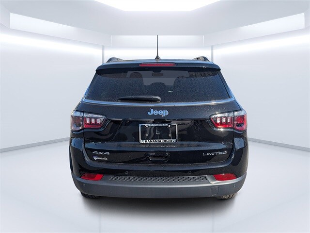 2026 Jeep Compass Limited photo 3