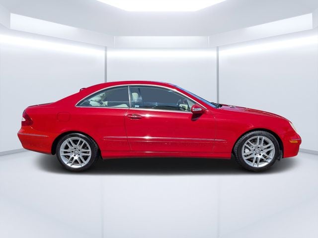 Used 2008 Mercedes-Benz CLK-Class CLK350 with VIN WDBTJ56H28F253400 for sale in St. Augustine, FL