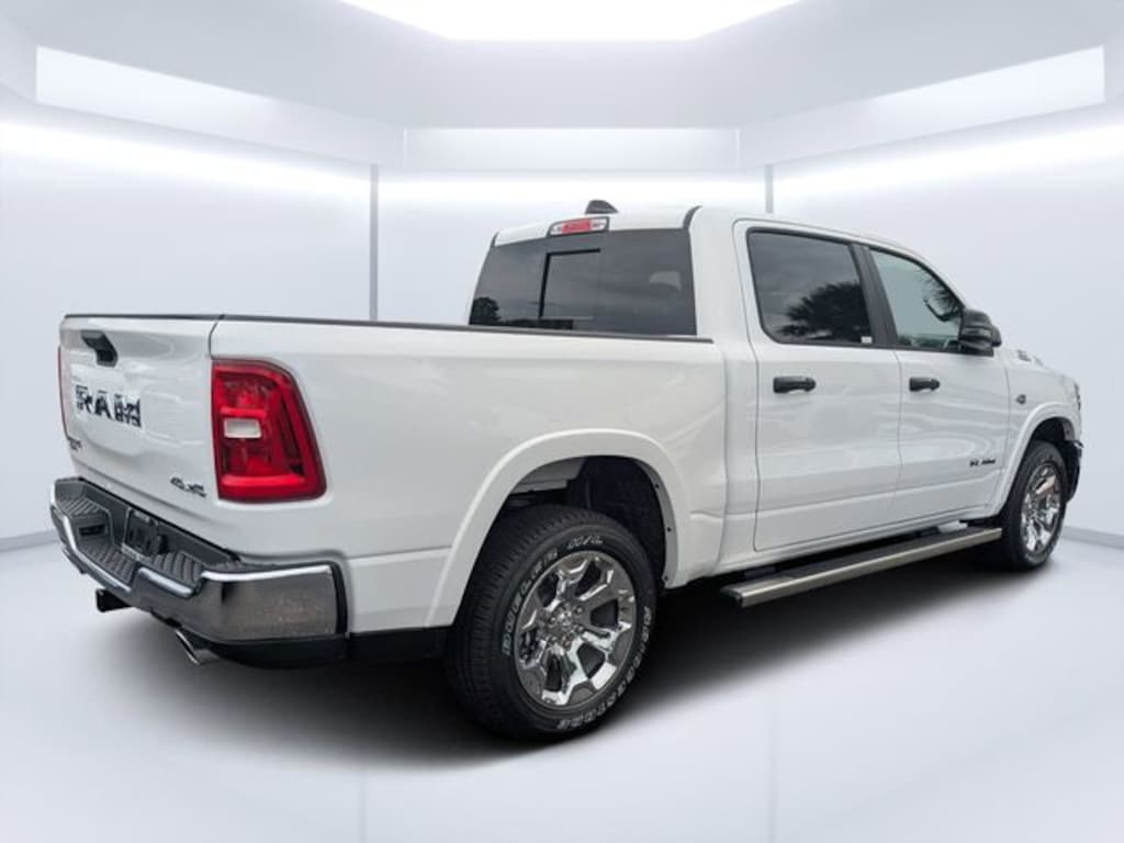 New 2026 Ram 1500 BIG HORN CREW CAB 4X4 5'7 BOX Pickup