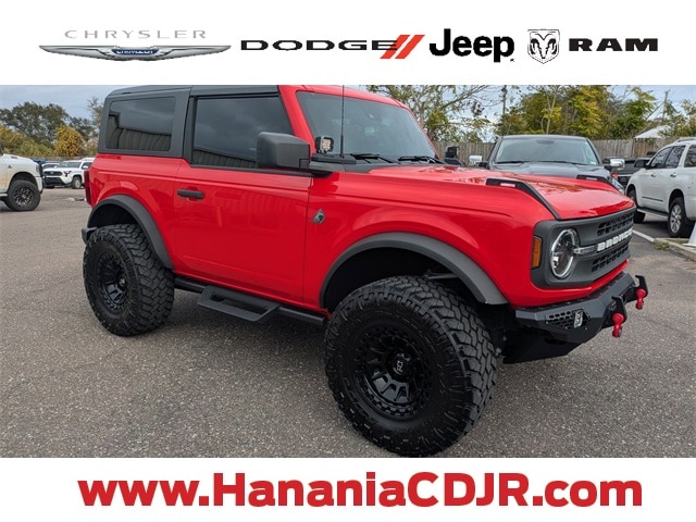 2023 Ford Bronco 2-Door Black Diamond's photo