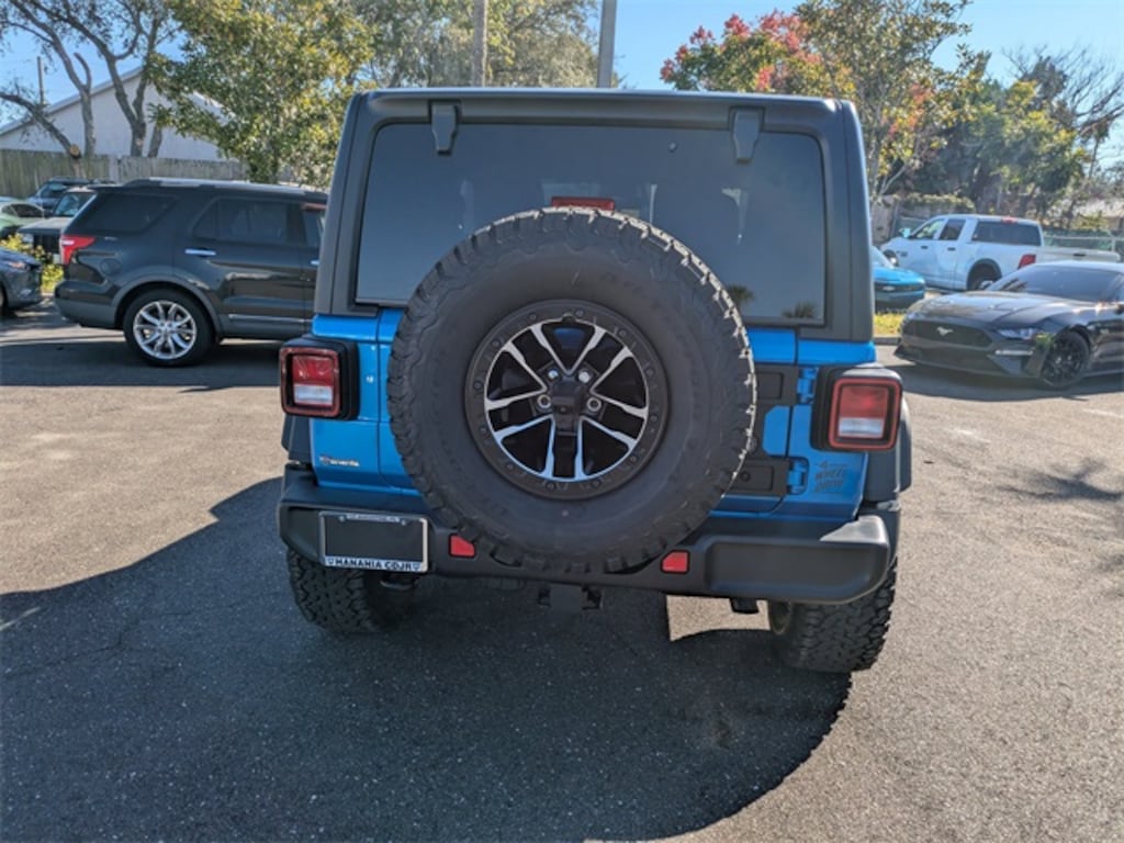 New 2026 Jeep Wrangler 2-DOOR WILLYS Sport Utility
