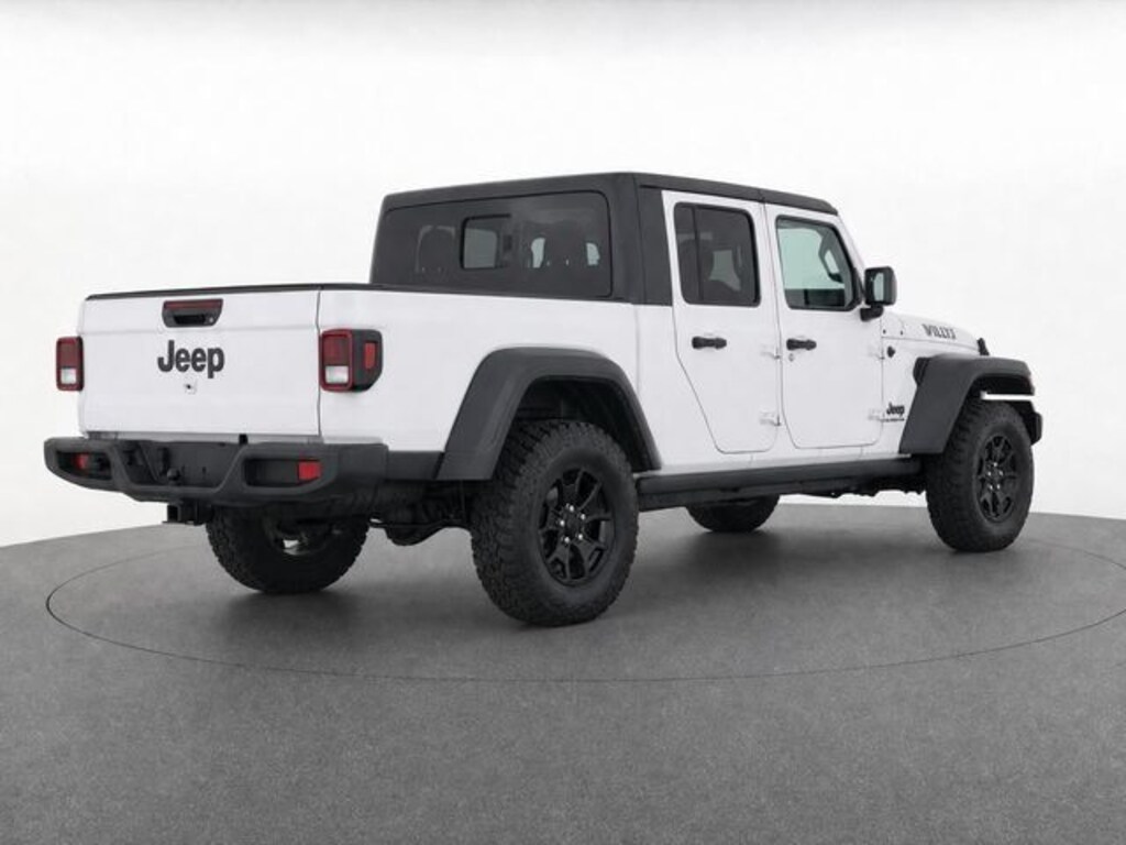 Used 2021 Jeep Gladiator Sport Truck Crew Cab
