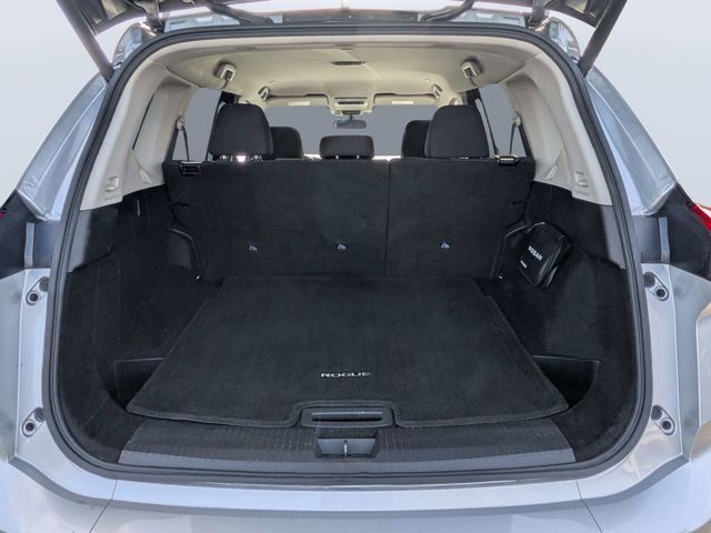2024 Nissan Rogue SV - Photo 12